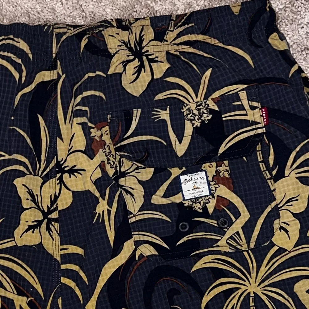 Tommy Bahama Swim Trunks Hawaiian Print Size Large